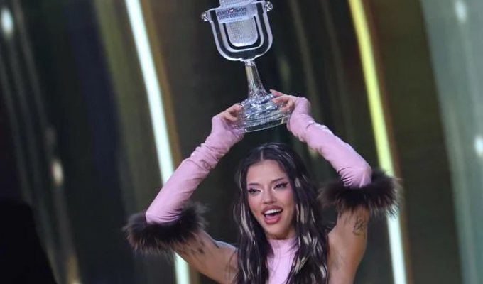 From folk vocals to triumph at Eurovision: How Dara Became Europe's New Star (4 photos)