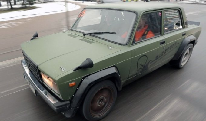 Польский ВАЗ-2107 с двигателем V8 от BMW (8 фото + 2 видео)