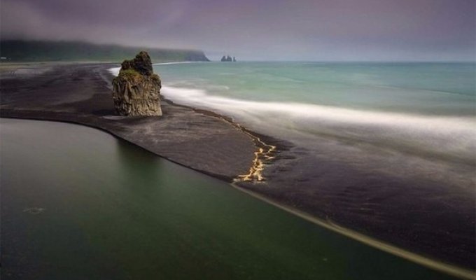 Черные пески Исландии (4 фото)