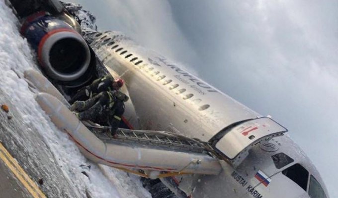 В Москве произошла жуткая авиакатастрофа в Шереметьево (4 фото + видео)