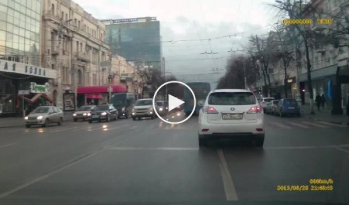 ДТП с участием автобуса в Воронеже