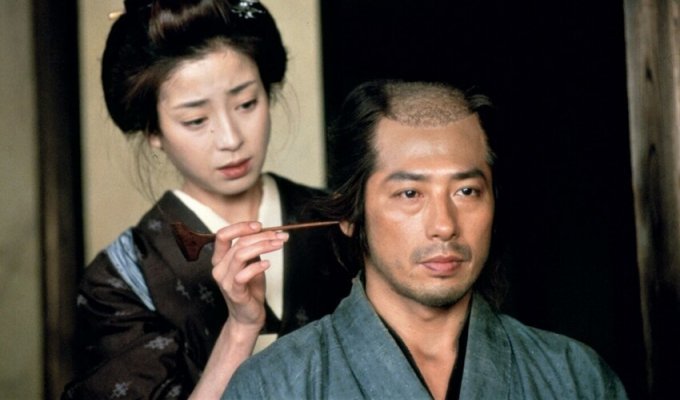Зачем самураи сбривали волосы на макушке? (6 фото)