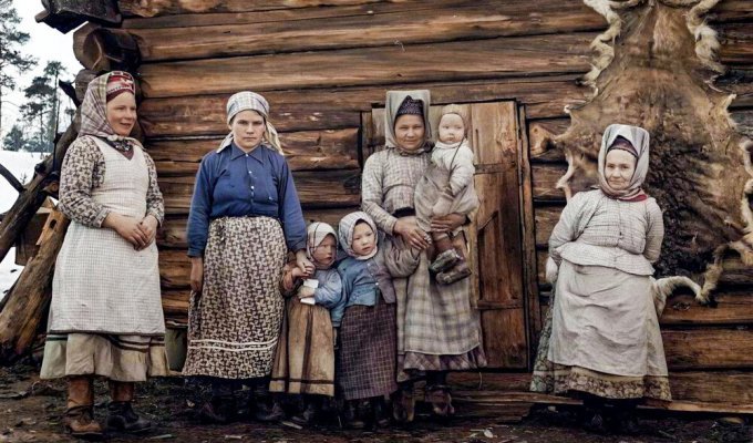 Рідкісні архівні фотографії одного з найменших народів Європи (20 фото)
