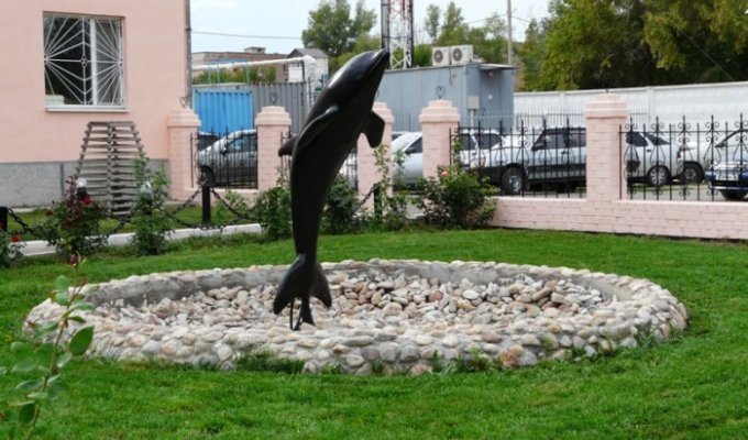 «Черный дельфин» - тюрьма для особо опасных преступников (18 фото)