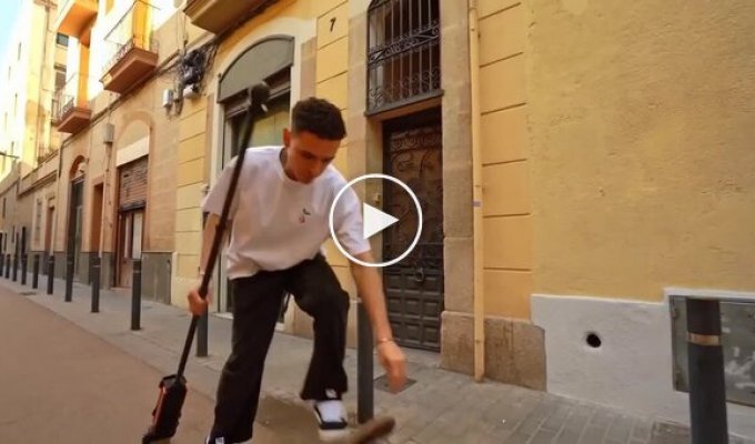В Іспанії розробили електровесло для їзди на скейтах