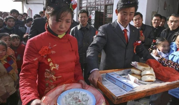 Want to get married? Dig! Touching Chinese Tradition (6 photos)