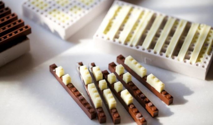 Шоколадные фигурки конструктора Лего (8 фото)