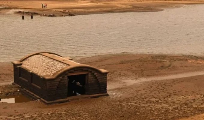 Последняя жительница рассказала о деревне "потерянной под водой" (5 фото)