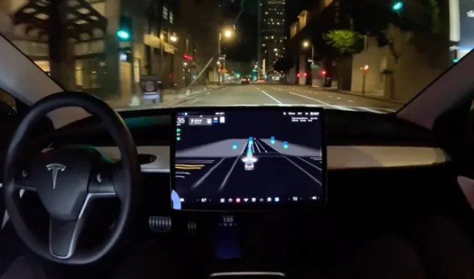 Суд обязал Tesla выплатить свыше 242 миллионов долларов за ДТП шестилетней давности (2 фото)