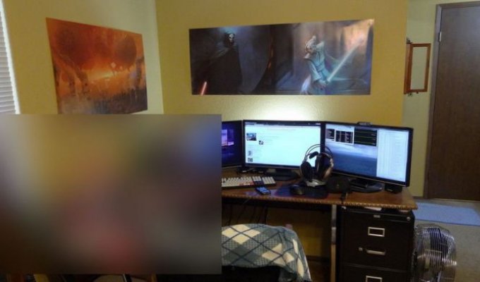 Как выглядит комната одинокой девушки-геймерши (3 фото)