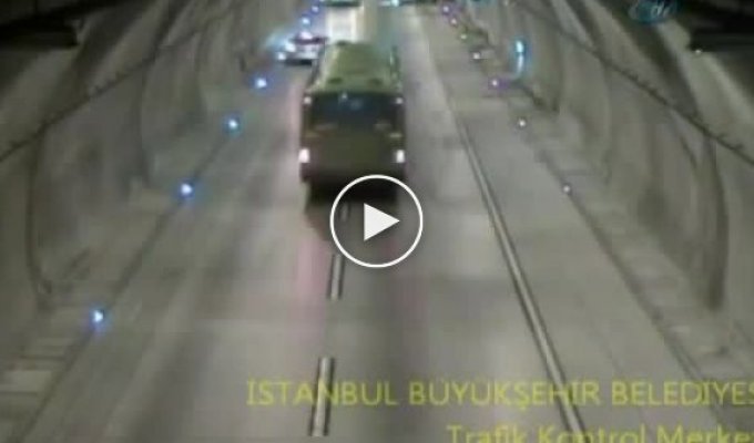 Подборка аварий в туннелях Стамбула