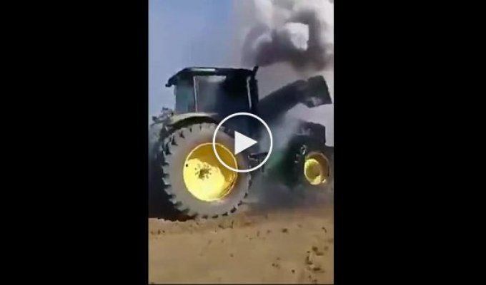 Spacing of the engine on a tractor