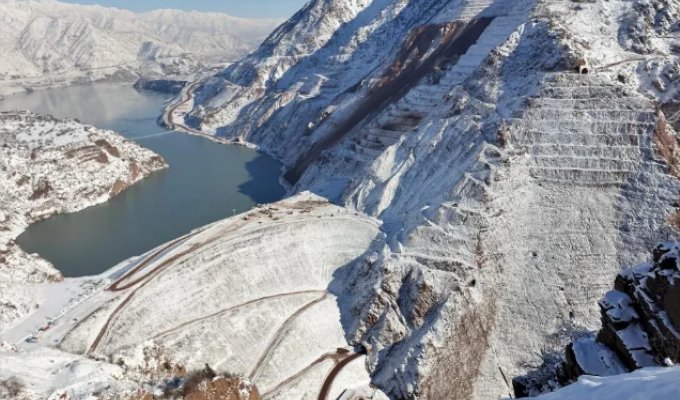 Советский мегапроект близится к концу (3 фото)