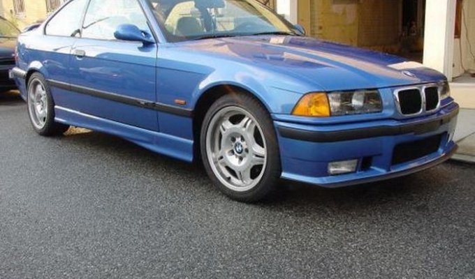 Найдено на Ebay. BMW M3 Coupe E36 с пробегом 4 791 км (17 фото)