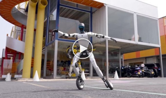 Робота навчили кататися на ковзанах