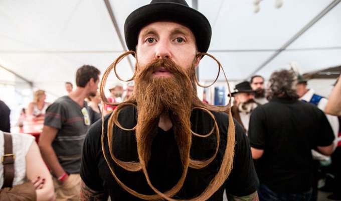 В Австрии прошел чемпионат мира по бородам и усам (15 фото)