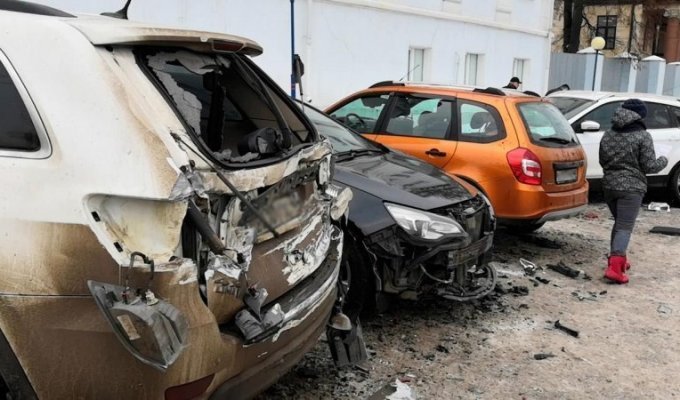 Массовая авария в центре Калуги (4 фото)
