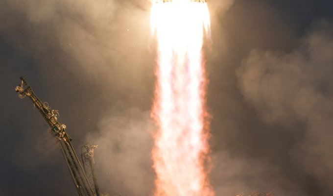 Старт космического корабля «Союз ТМА-19М» (22 фото)