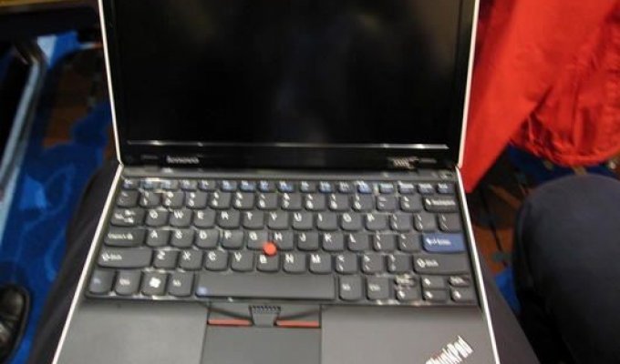 Lenovo ThinkPad неизвестной модели (шпионерия)