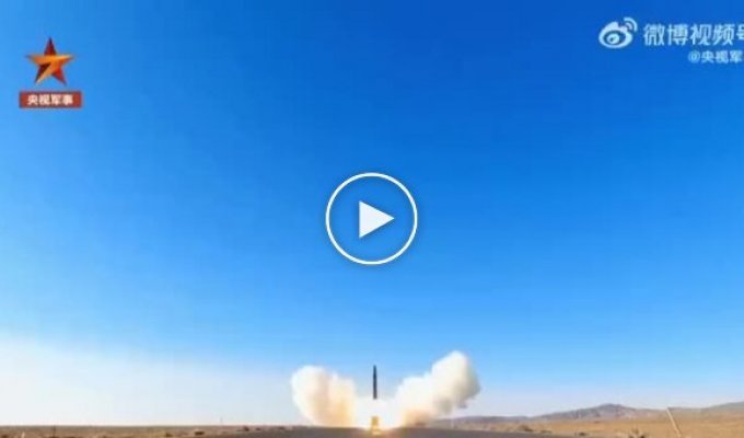 В Китае запустили гиперзвуковую ракету в 120 километрах от побережья Тайваня