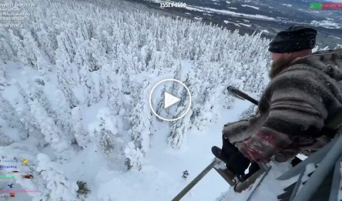 Норвежский блогер с топором прыгнул с 20-метровой высоты лицом в снег