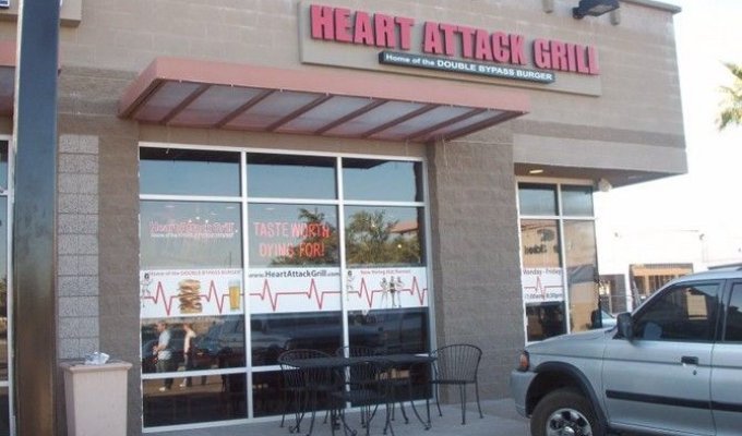  Heart Attack Grill (7 фото)