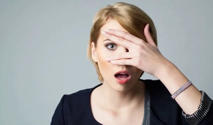 Do Princesses Poop Too? 11 Gross Things Girls Do That Men Are Better Off Not Knowing (12 Photos)