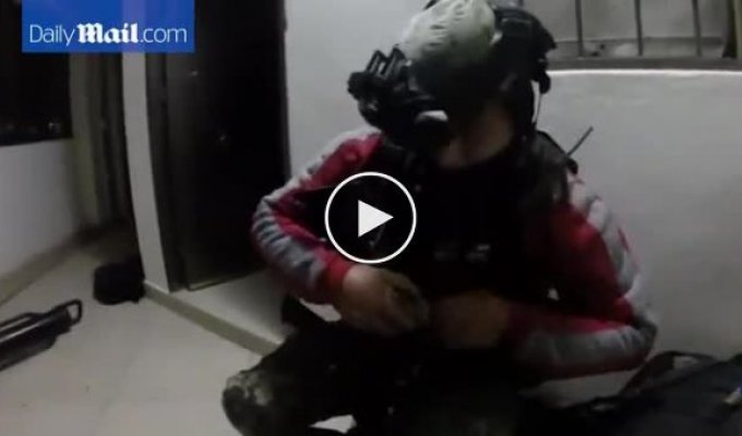 Мексиканская полиция опубликовала видео задержания Хоакина Гусмана по кличке Коротышка