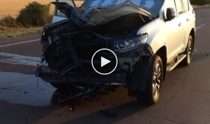 Occupiers attacked the car of the chief rabbi of Kherson with an FPV drone
