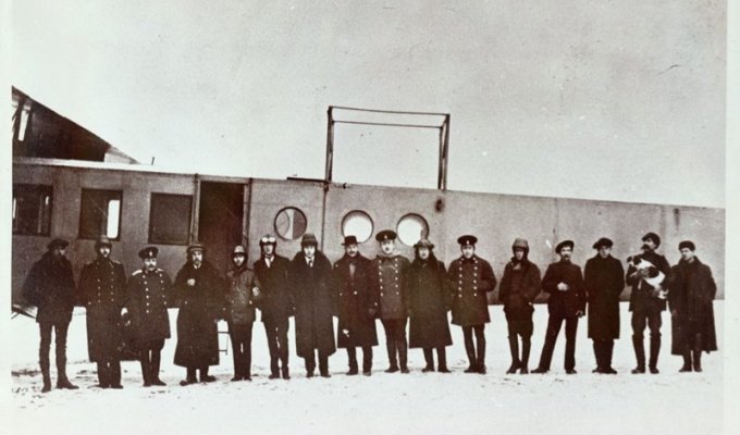 12 февраля 1914 года состоялся первый полет самолета "Илья Муромец" с 16 пассажирами на борту (10 фото)