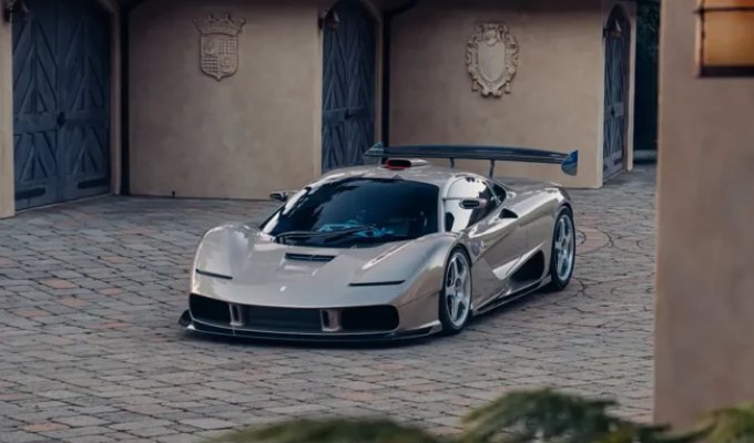 Редчайший суперкар от создателя McLaren F1 хотят продать за 20 миллионов долларов (24 фото)