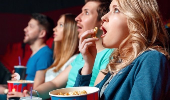 Запретить попкорн в кино? (4 фото)