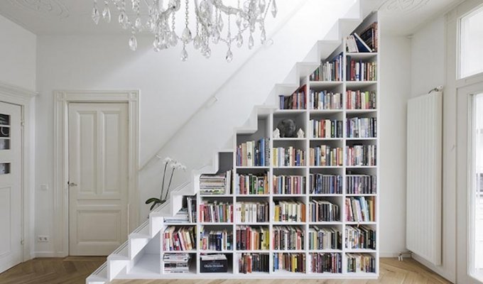 Творческие книжные шкафы и полки с невероятным дизайном, которые заставят вас по-другому взглянуть на хранение книг (26 фото)