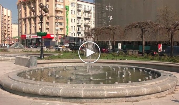 После восстановления протестировали фонтан на Майдане, который не работал три года