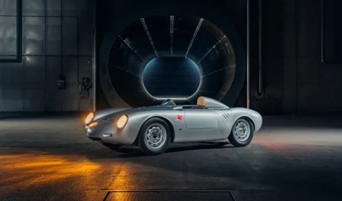 69-летний Porsche 550A Spyder с гоночной историей выставят на аукцион (10 фото)
