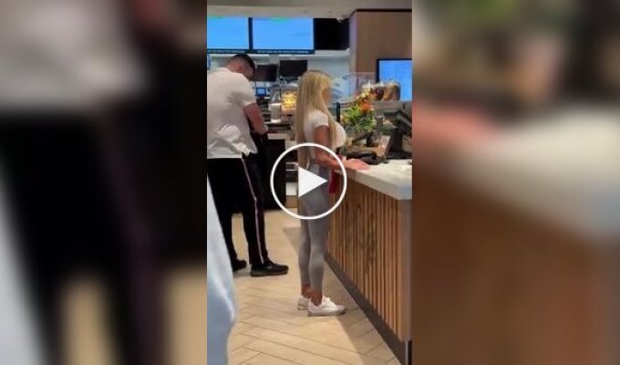 Дівчата (короткі відео). Випуск 35