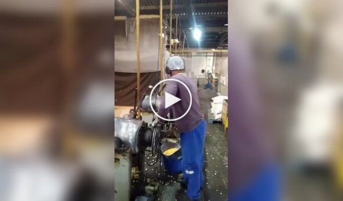 Полукустарное производство попкорна
