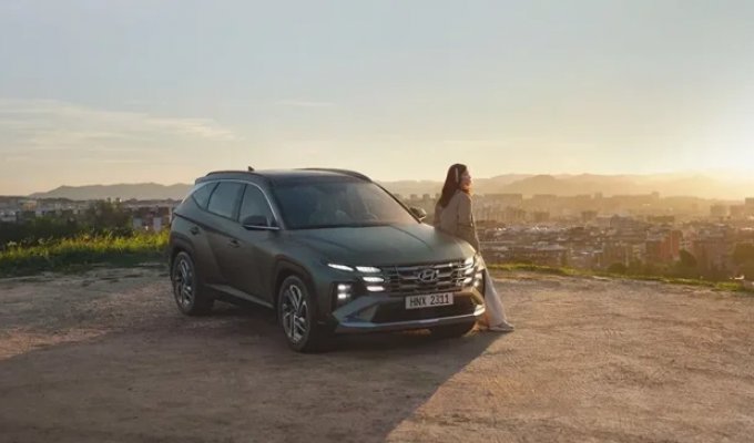 Hyundai отзовёт десятки тысяч кроссоверов Tucson: они могут загореться (1 фото)