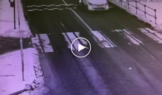 В Подмосковье пьяный водитель BMW насмерть сбил мужчину