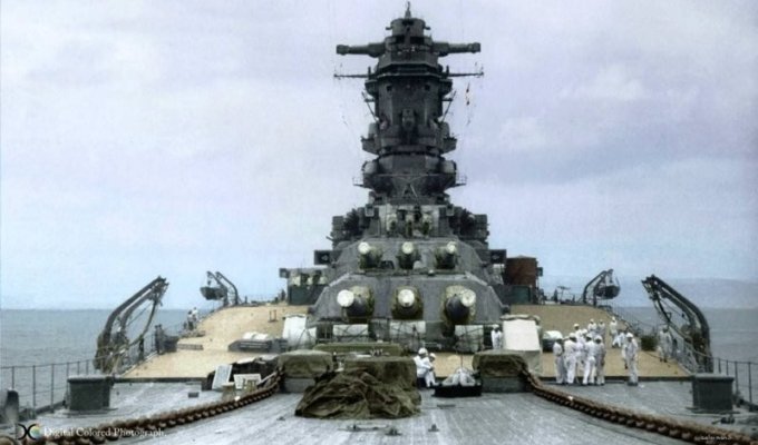 Key to the Battle of Leyte Gulf. Battle in the Sibuyan Sea (11 photos)