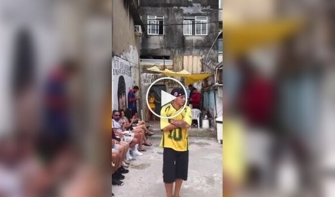 Вид с дрона на фавелу Росинья