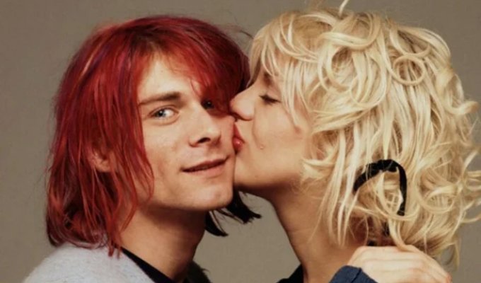 Love Under the Spotlight: The Most Iconic Couples of the 20th Century (7 photos)