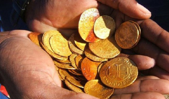 В пустыне Намибии найден 500-летний корабль с золотом на 13 млн долларов (5 фото)