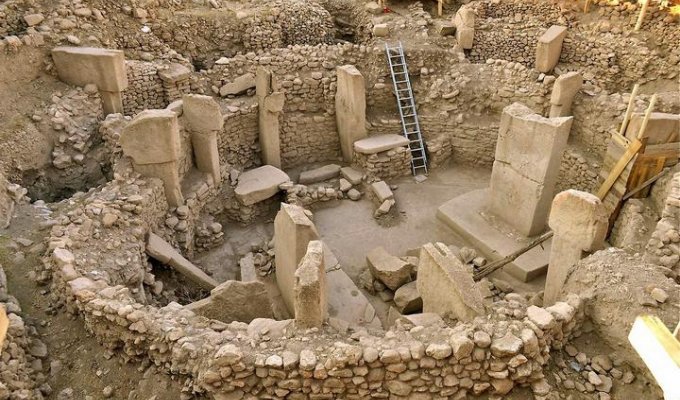 Гебекли-Тепе – одна из самых древних загадок мира (8 фото)