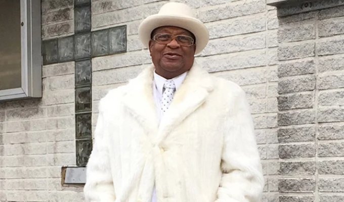 The Mystery of Baltimore’s Dapper Sunday Fashion Icon (13 Photos)