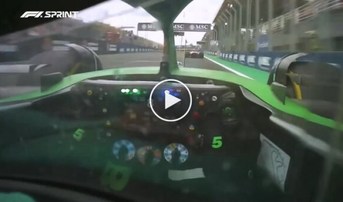 Авария в формуле 1 от первого лица