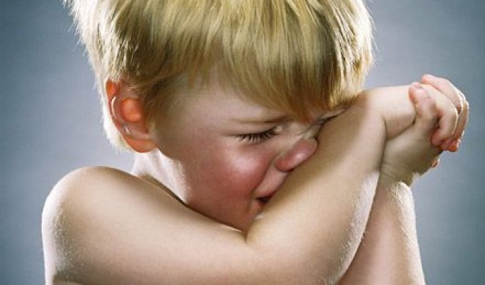 Довольно сильные работы - Плачущие дети (25 фотографий)