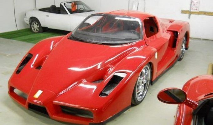 Редкая Ferrari Enzo из повседневной Toyota MR2 (19 фото + 2 видео)