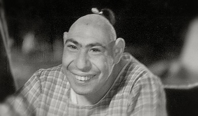 The funny fool Schlitzie Surtees: the fate of the most famous freak of the 20th century (9 photos)