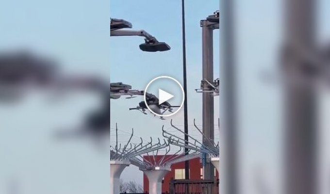 В США тестирует доставку дронами